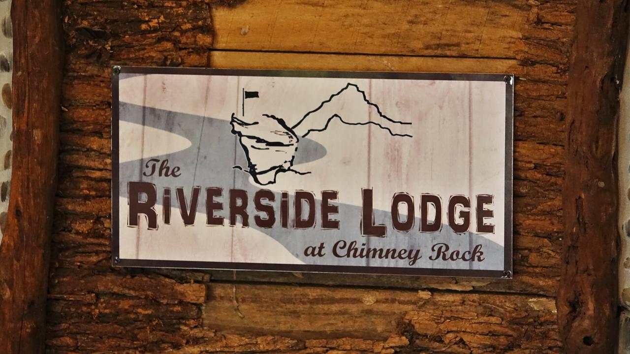 Riverside Lodge At 烟囱岩 外观 照片